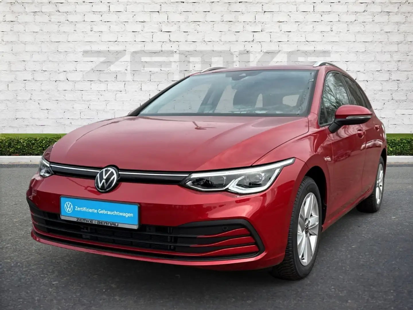 Volkswagen Golf Variant VIII 1.0 eTSI DSG Life PANO 3,99% Finanz. Czerwony - 2
