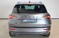 Skoda Karoq 1.5 TSI Sportline AHK|StandHZ|TravAssist Grijs - thumbnail 3