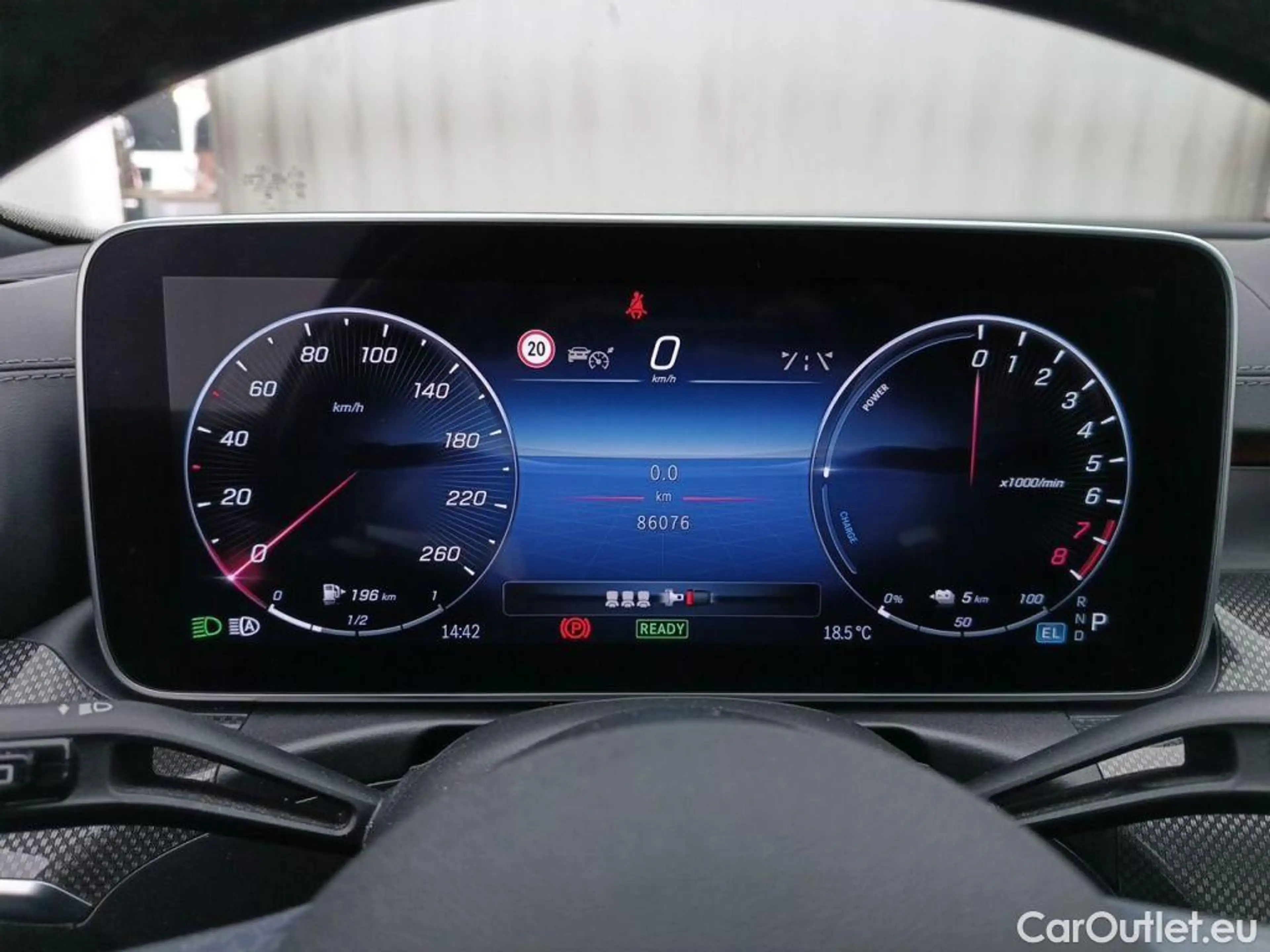 Mercedes-Benz C 300 C 300 e PHEV AMG Line — photo 6