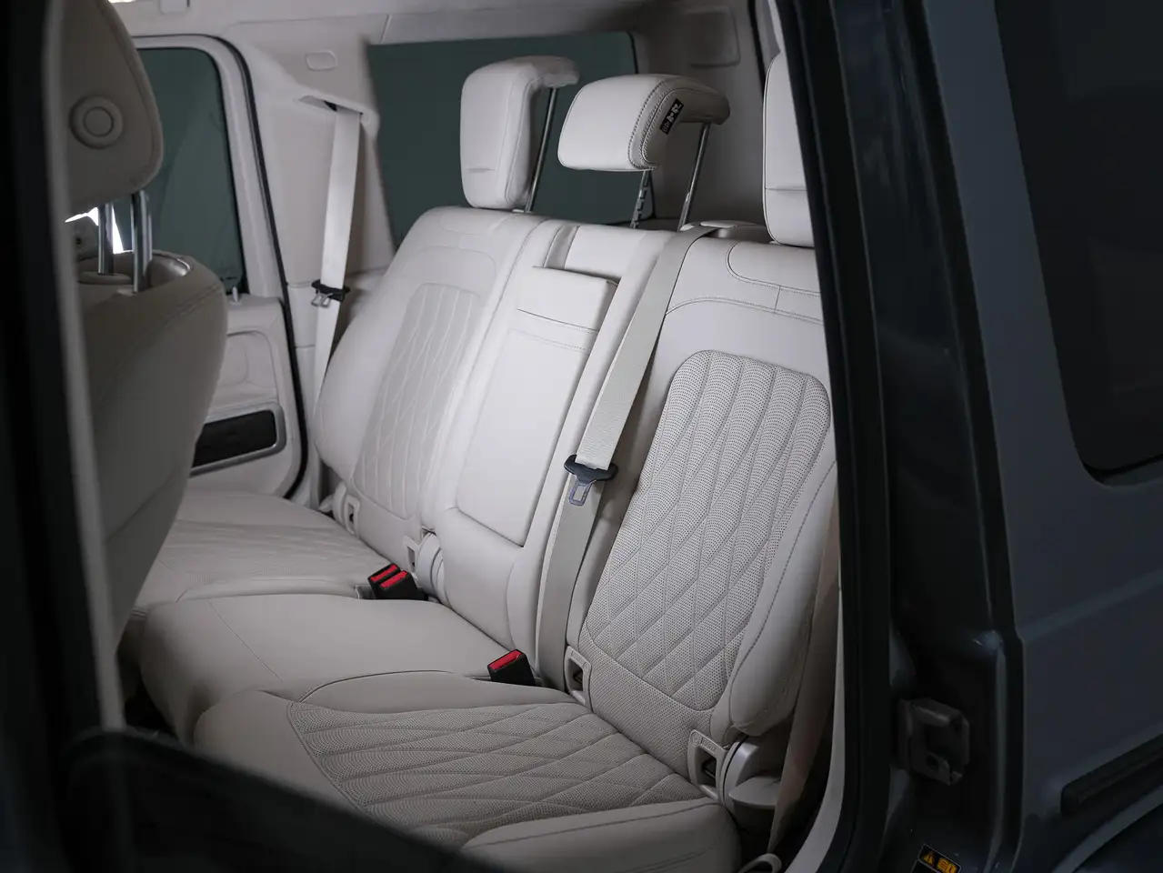 Mercedes-Benz G-Class снимка Mercedes-Benz G-Class