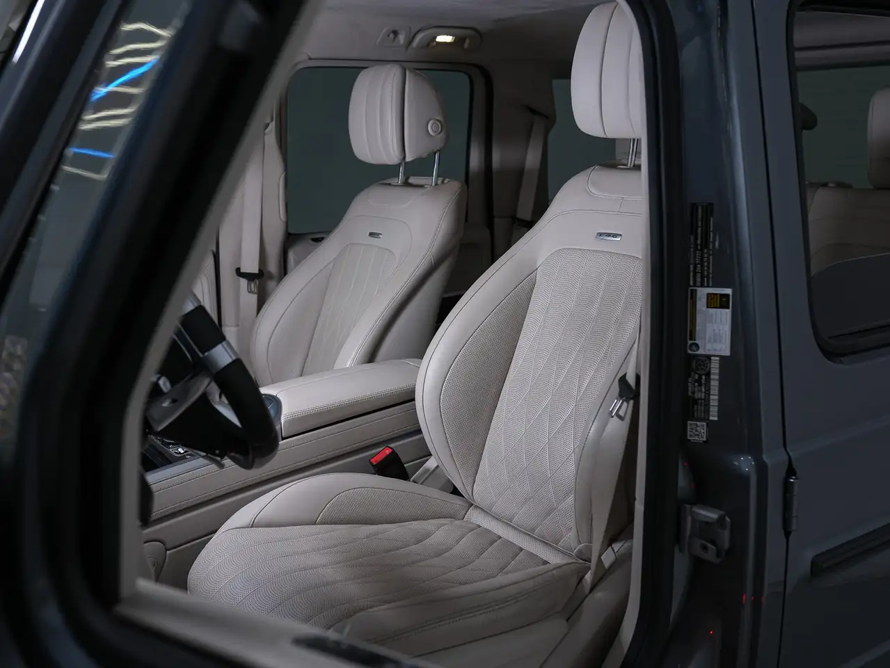Mercedes-Benz G-Class снимка Mercedes-Benz G-Class