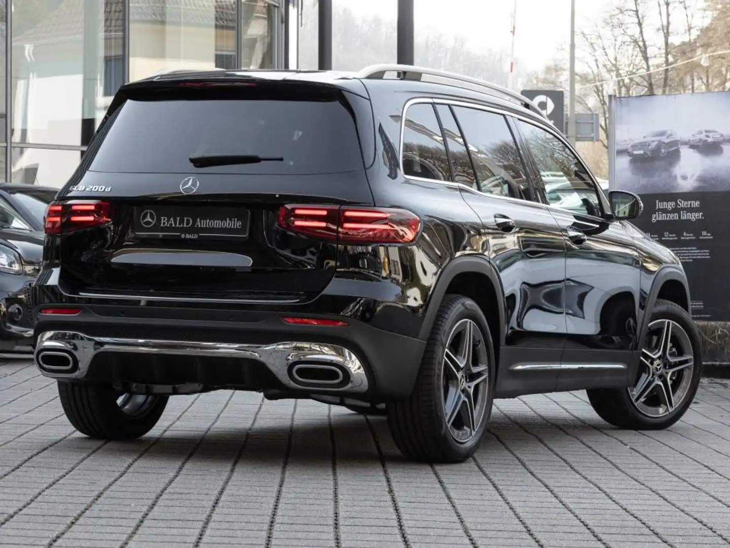 Mercedes-Benz GLB 200 d AMG-Advanced+/ILS/Cam/Totw/Easy-P/19" Schwarz - 2