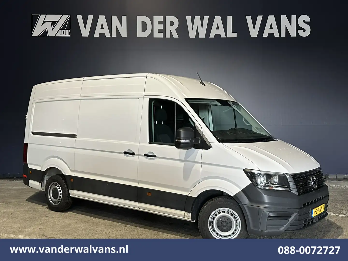 Volkswagen Crafter 2.0 TDI 141pk L3H3 L2H2 Euro6 ** Airco | Camera | Blanc - 1