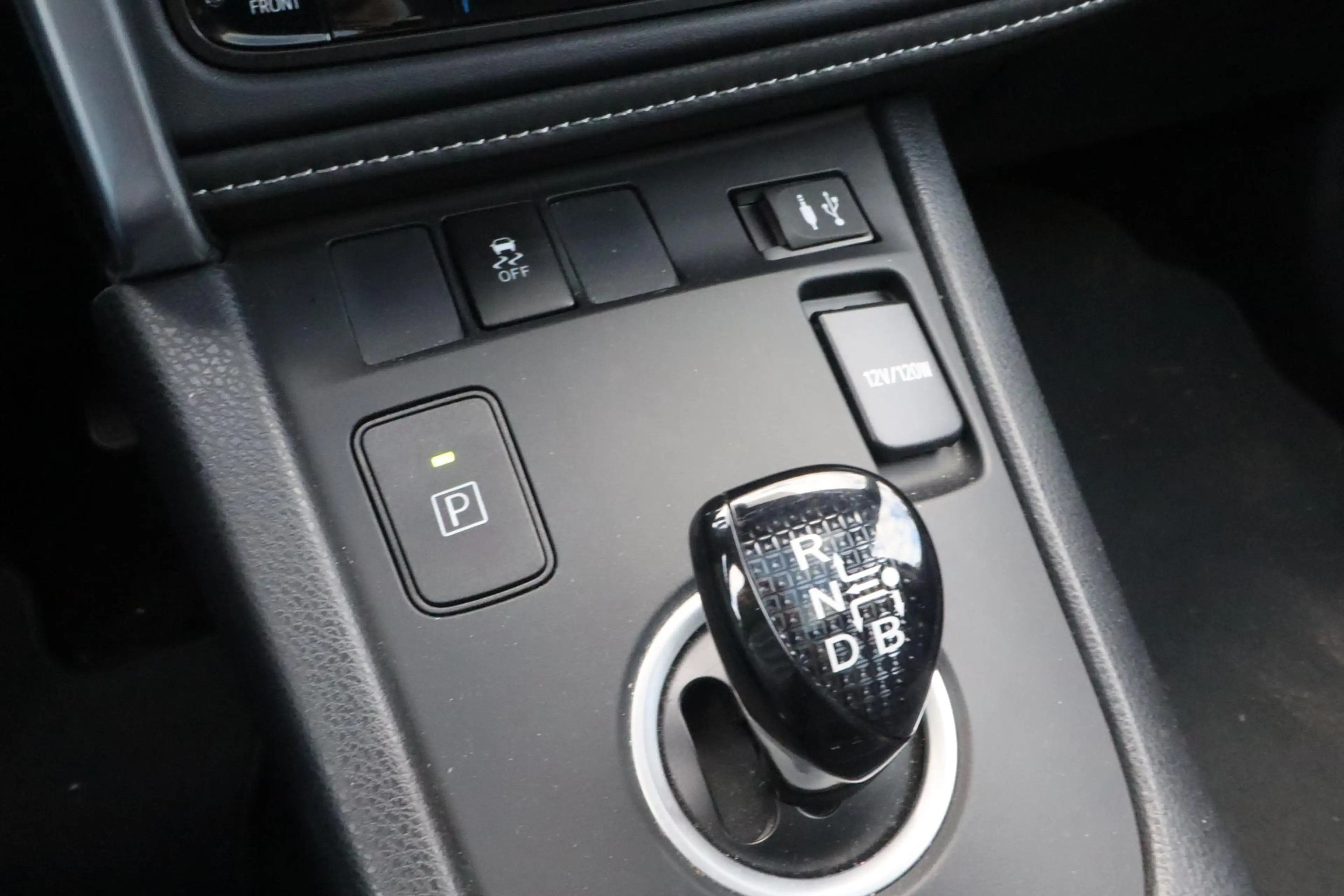 Toyota Auris Touring Sports 1.8 Hybrid Trend | Cruise control | — photo 18