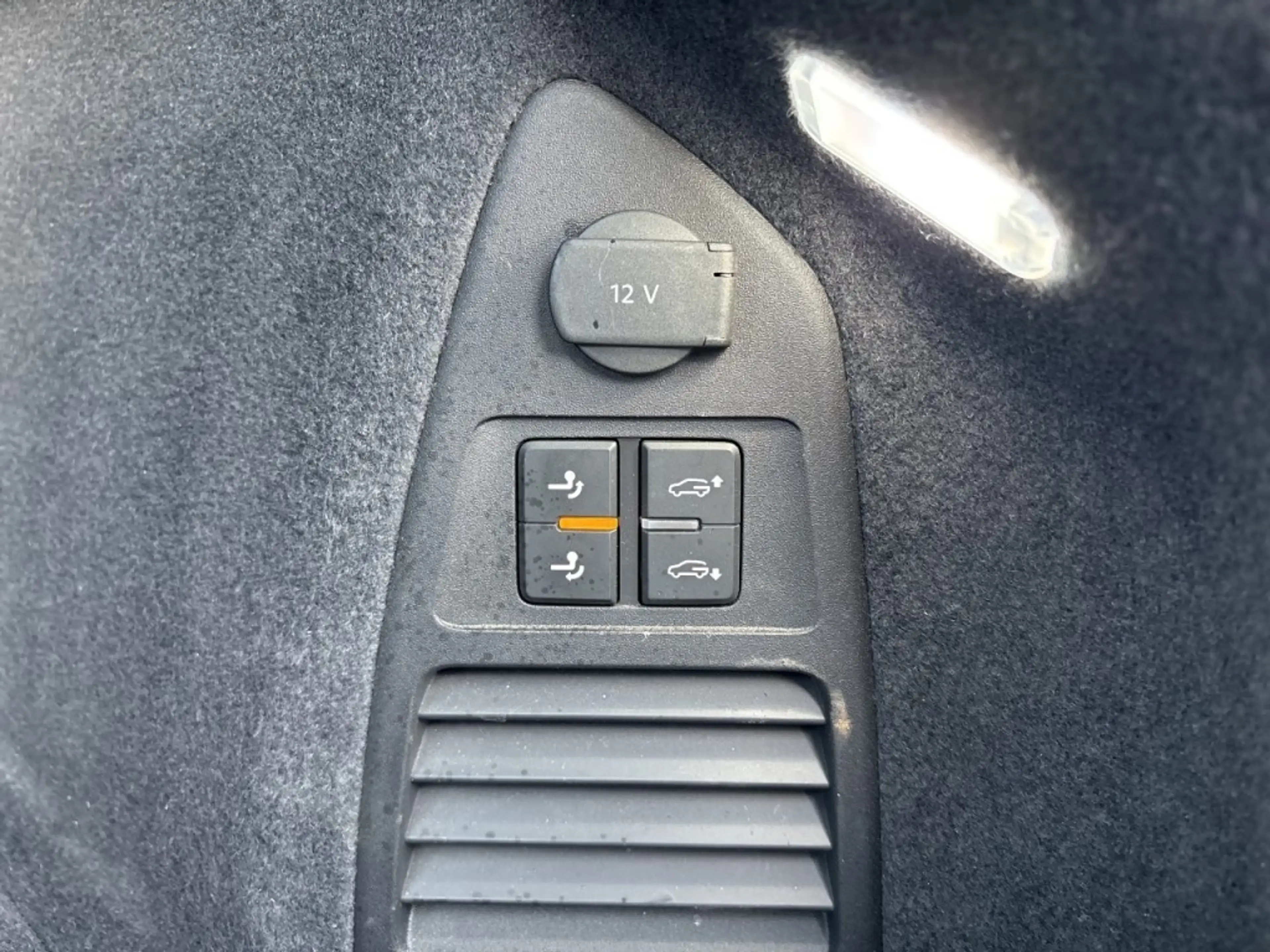 Volkswagen Touareg 3.0 TSI R EHYBRID 4MOTION PANO-DAK/360CAMERA/TREKH — photo 15
