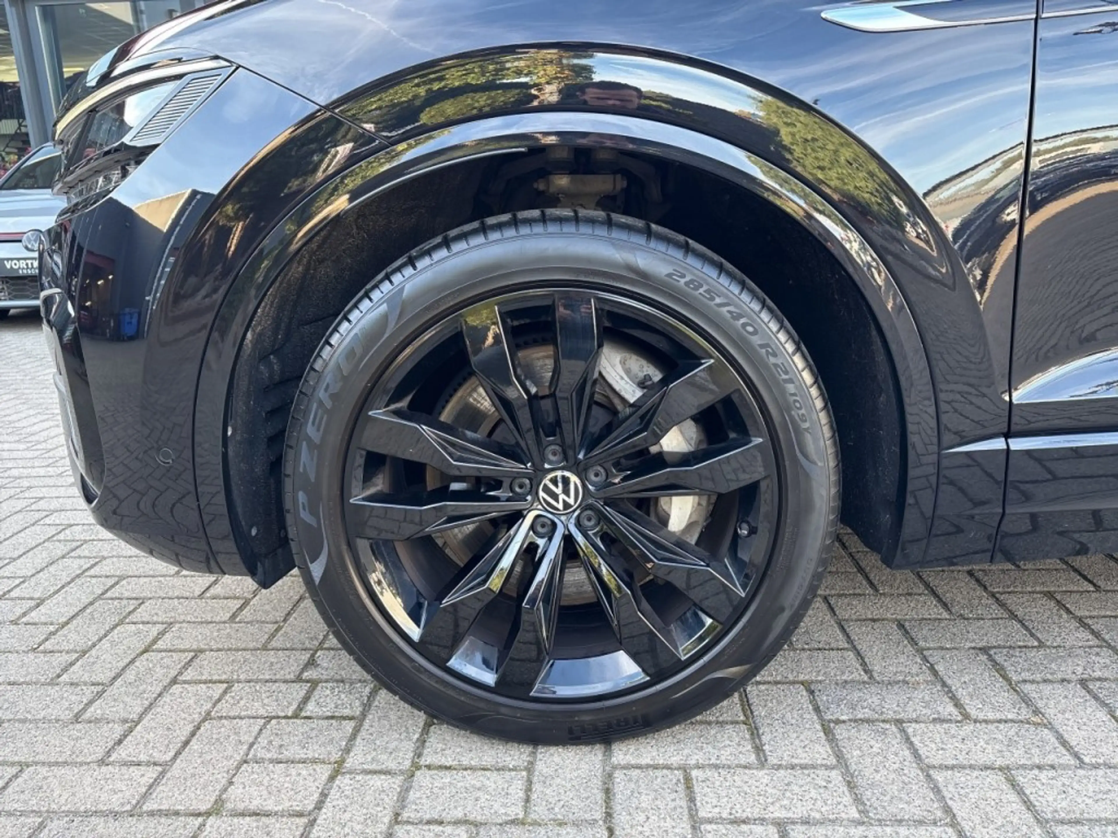 Volkswagen Touareg 3.0 TSI R EHYBRID 4MOTION PANO-DAK/360CAMERA/TREKH — photo 9