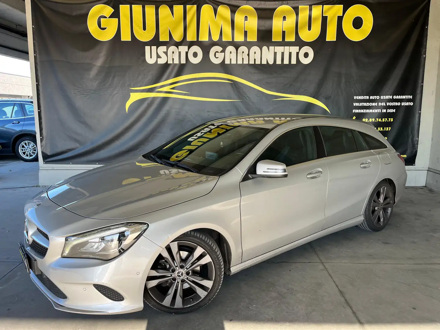 Mercedes-Benz CLA 200 Shooting Brake 200 d Sport auto Gris - 1