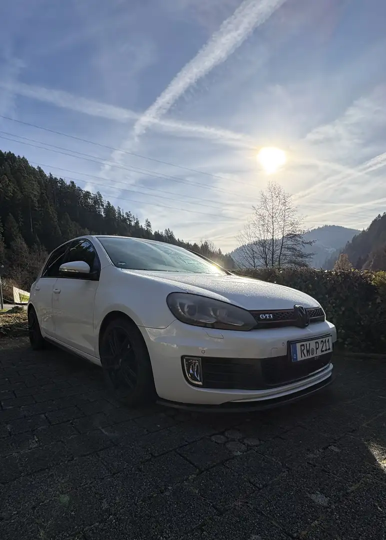 Volkswagen Golf GTI 2.0 adidas Weiß - 1