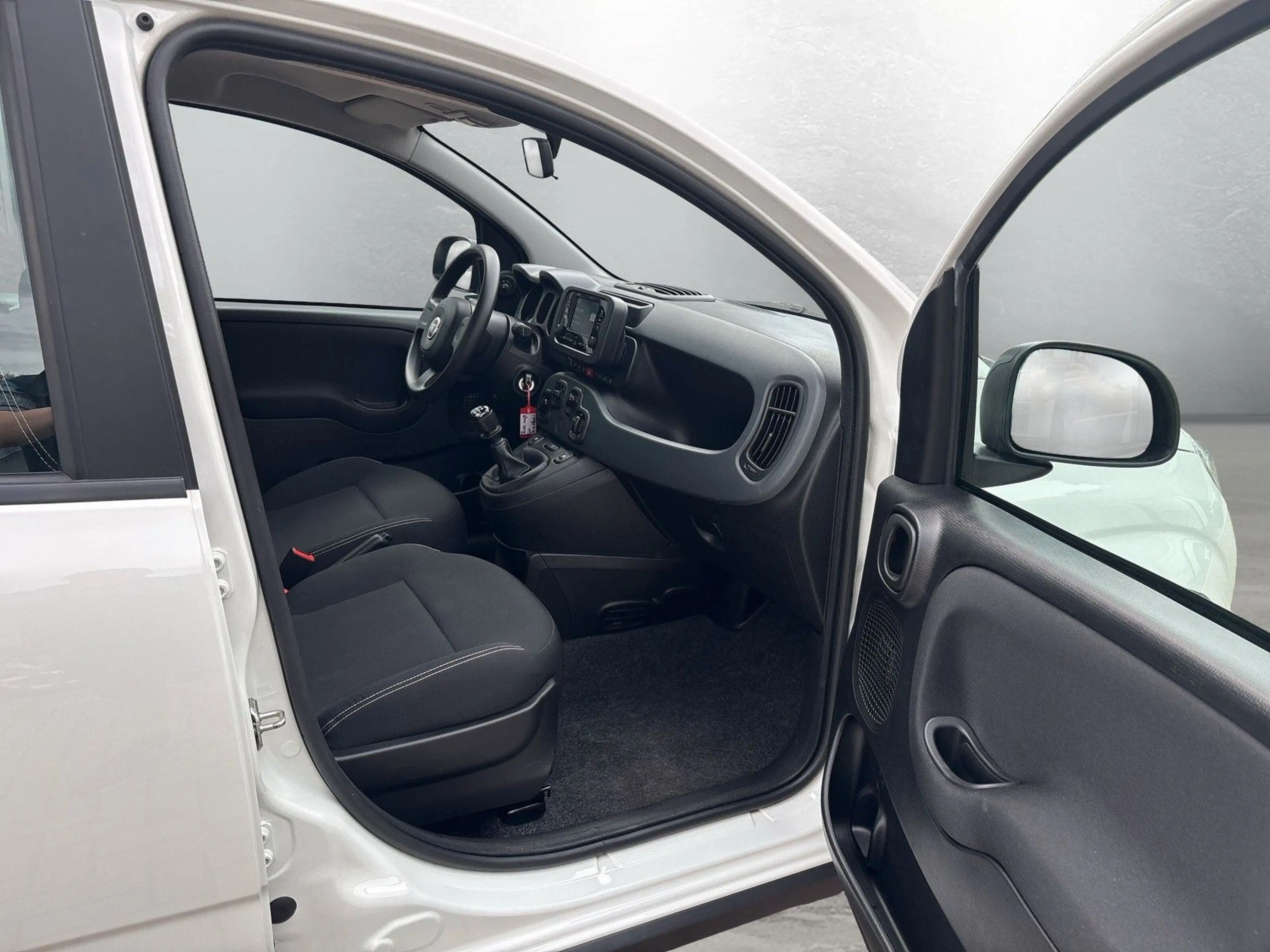 Fiat Panda Base  auch in Blau u. Schwarz — photo 9
