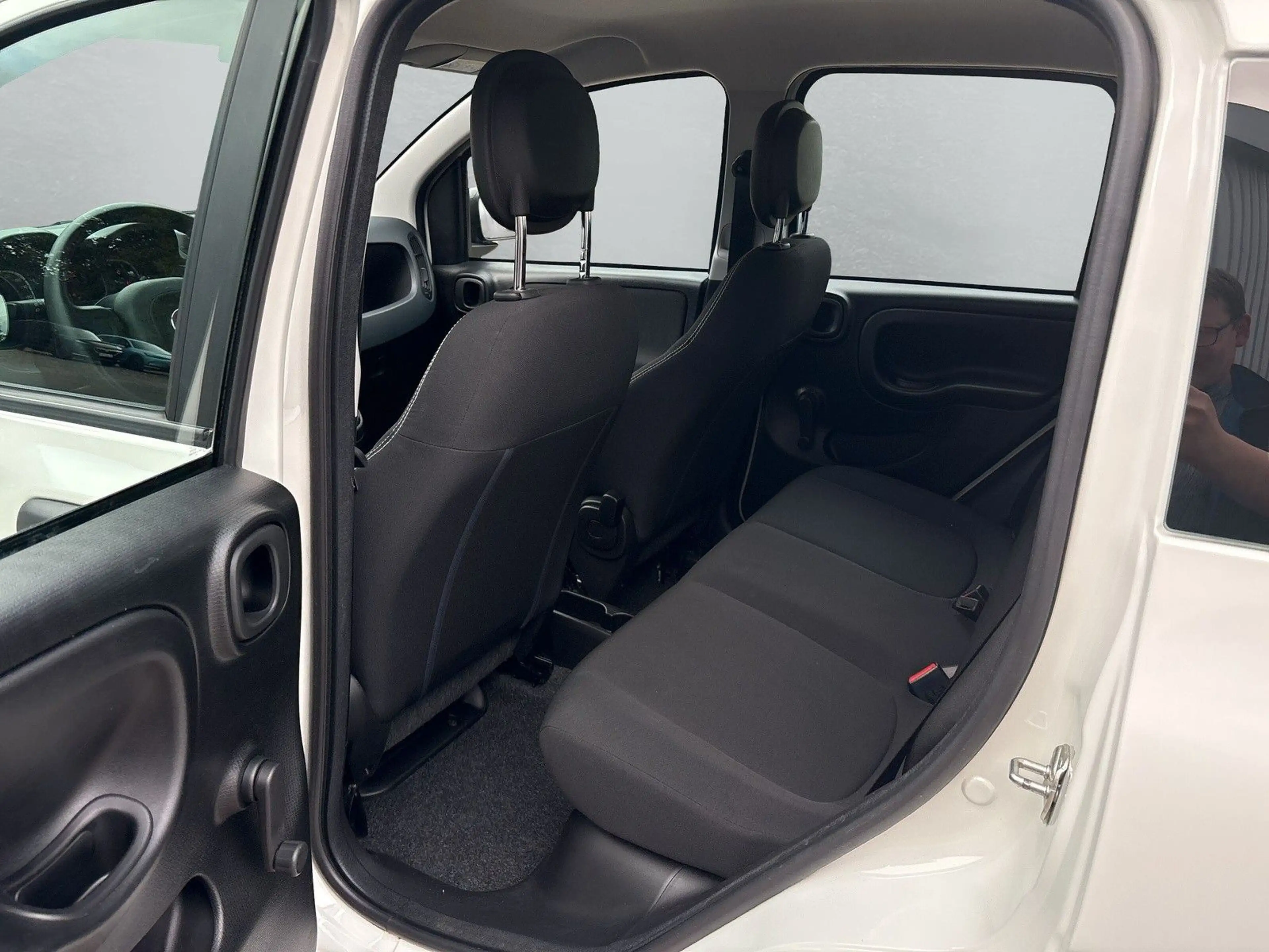 Fiat Panda Base  auch in Blau u. Schwarz — photo 12