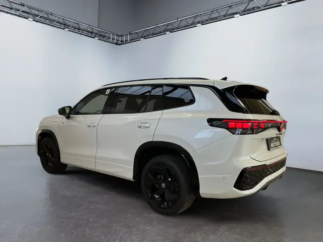 Volkswagen Tayron view 4