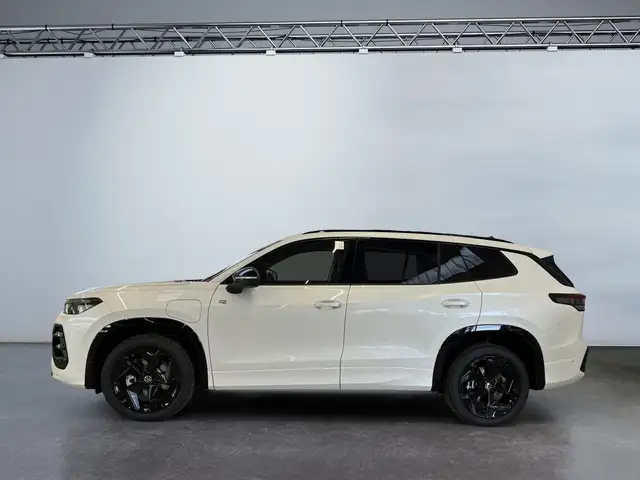 Volkswagen Tayron view 3