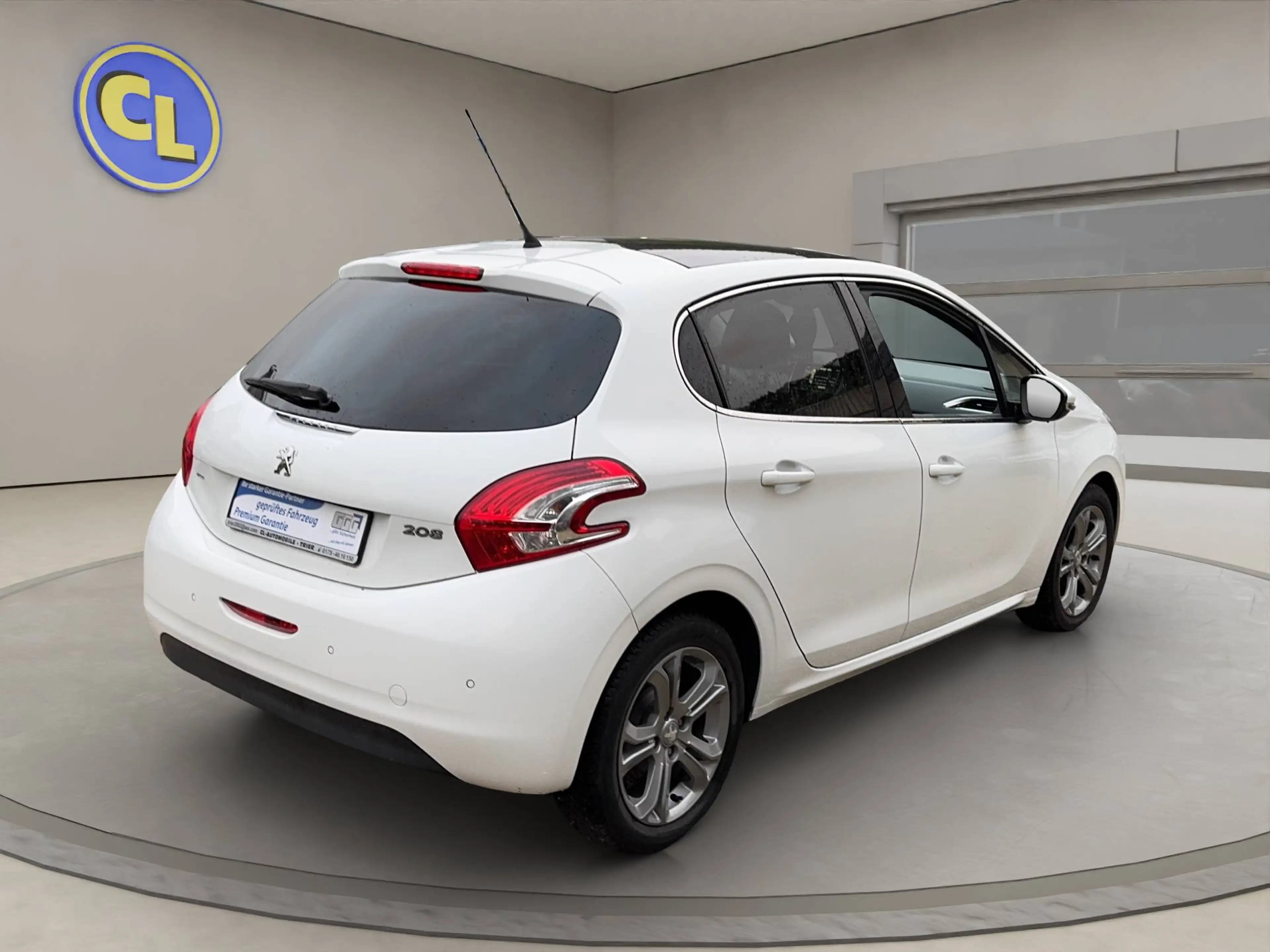 Peugeot 208 208  3-Türer 82 VTI Allure — photo 5