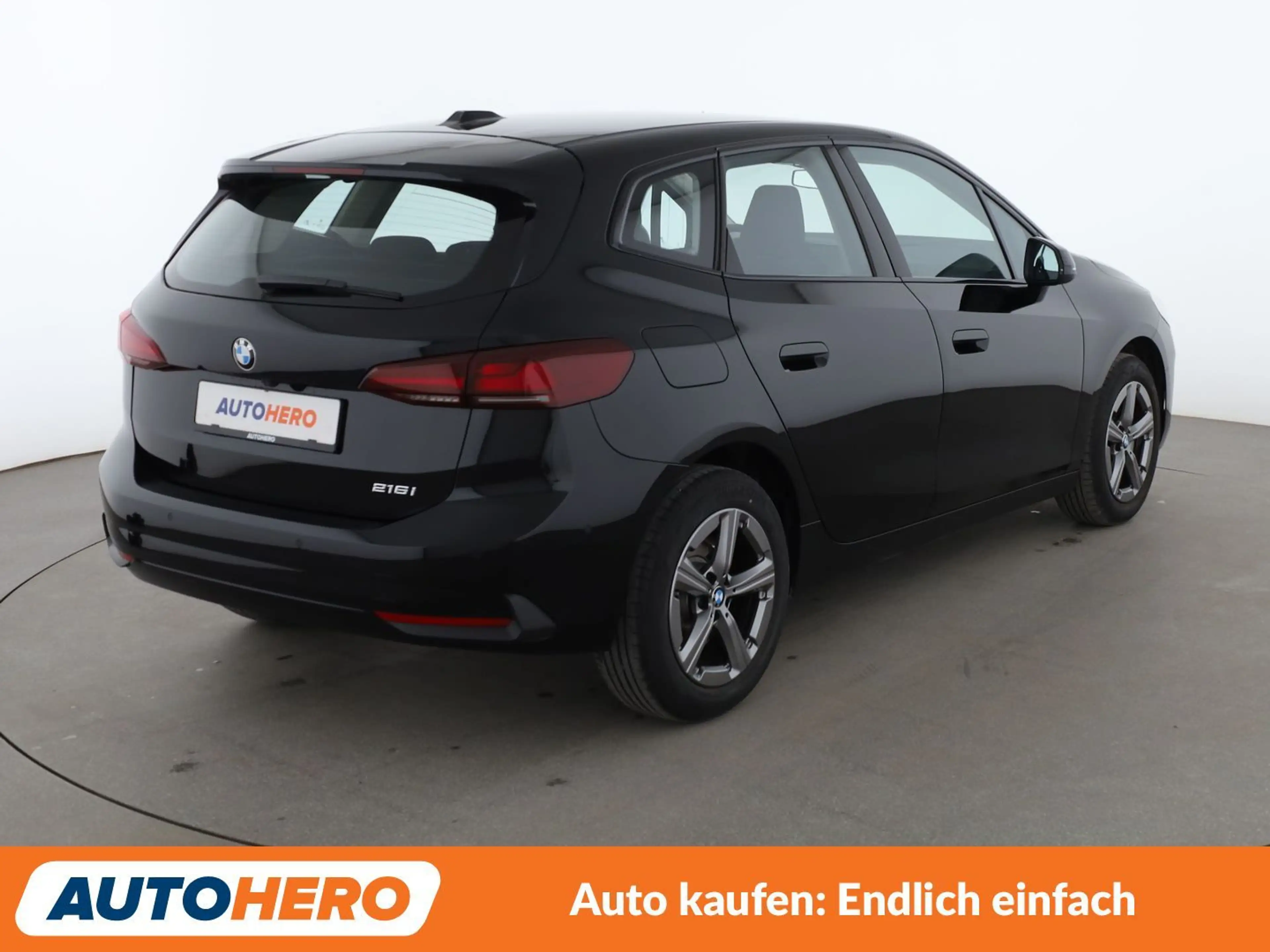 BMW 216 i Active Tourer  Aut.*NAVI*CAM*TEMPO* — photo 6