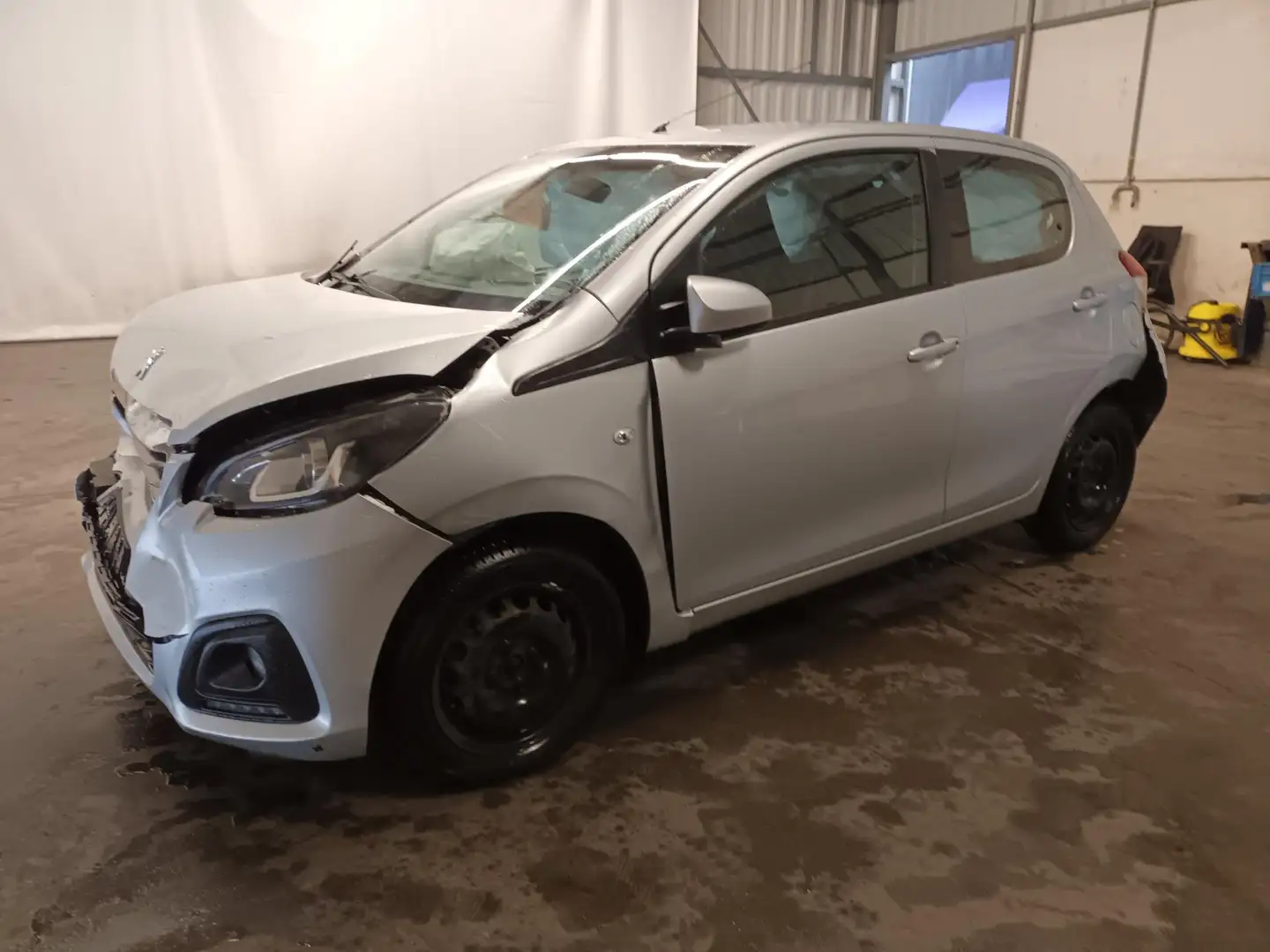 Peugeot 108 1.0 e-VTi Active - Front Schade - Start Niet Gris - 2