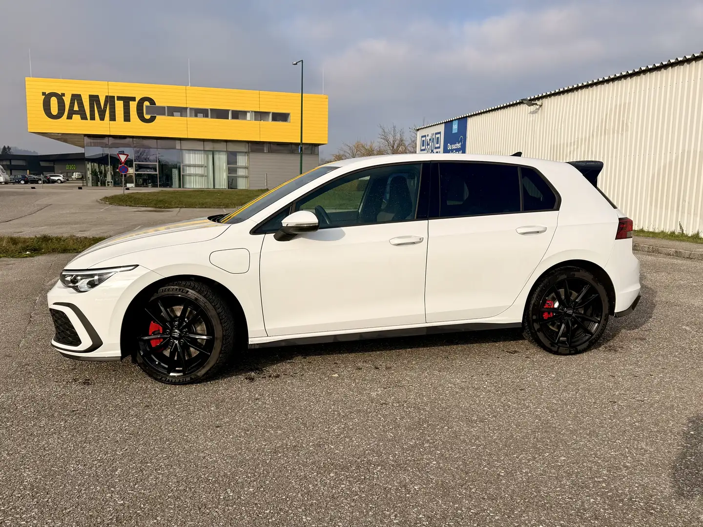 Volkswagen Golf GTE 1.4 eHybrid 245PS OPF DSG - 2