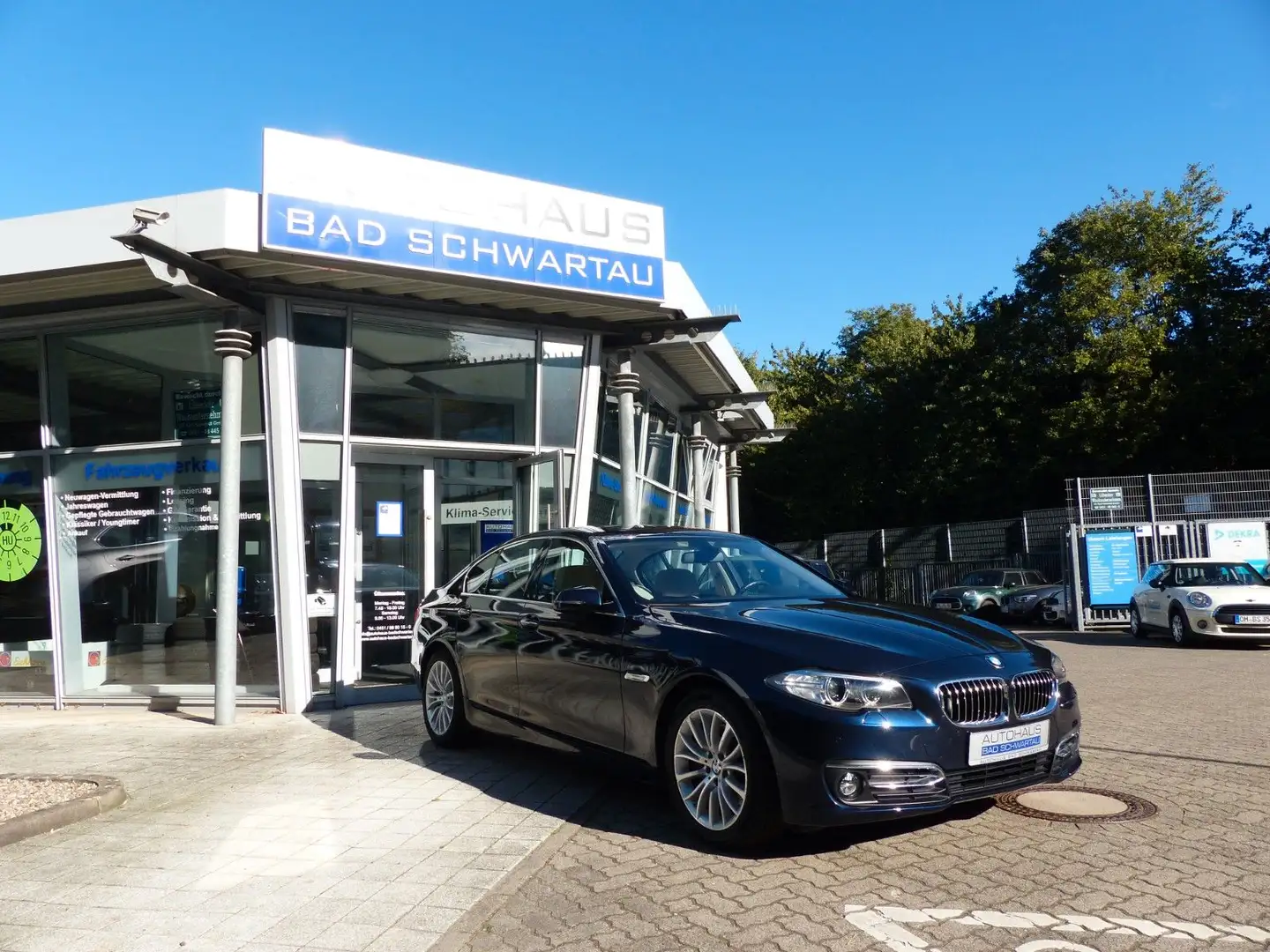 BMW 528 i Lim. Luxury Standhzg.,Komf.Sitze, 1.Hd. Blau - 1