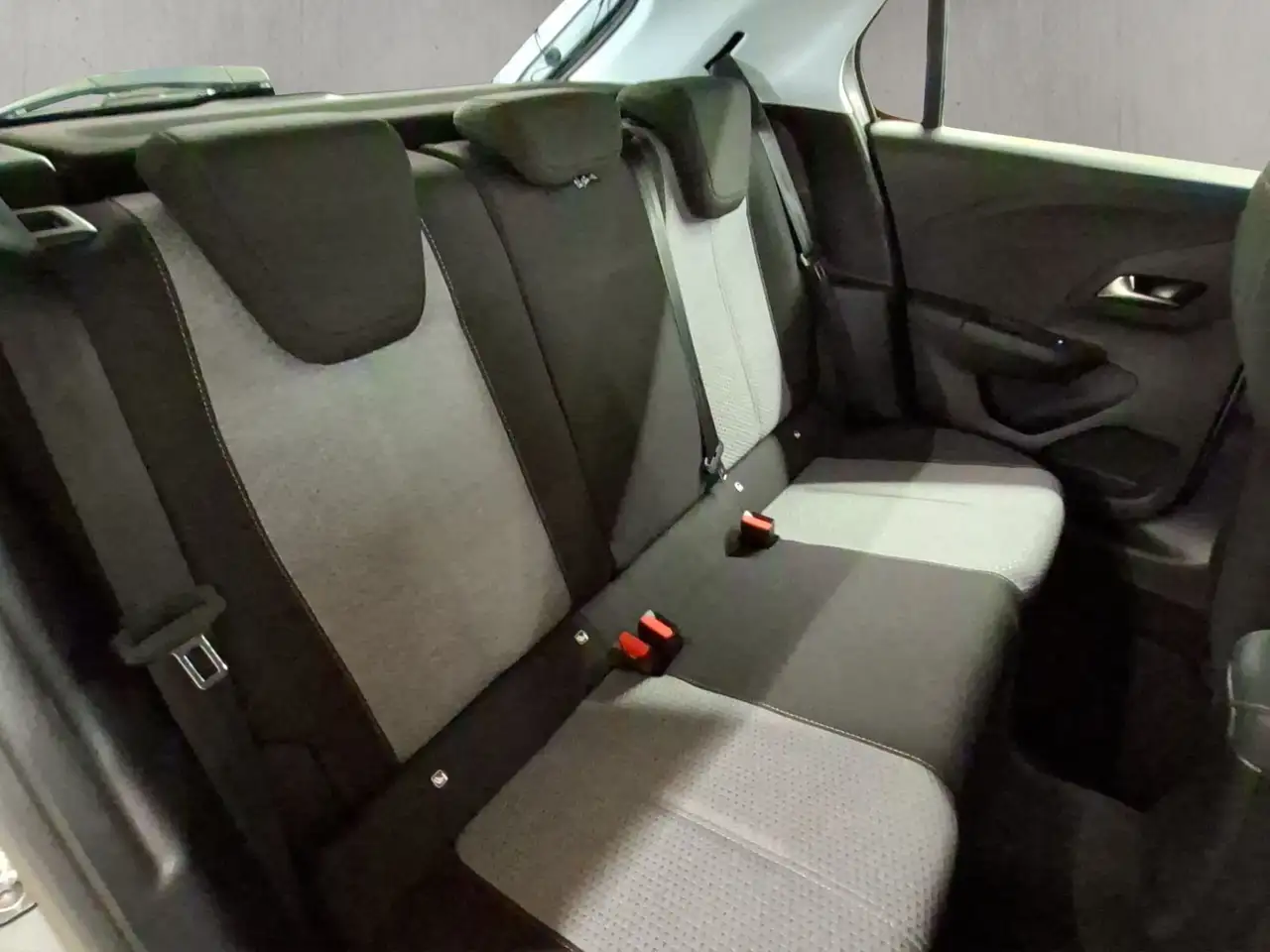 Opel Corsa F 1.2 S/S Edition, миниатюра 18