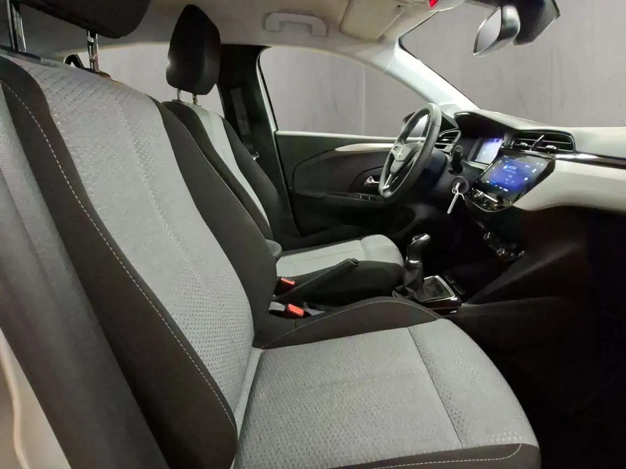 Opel Corsa F 1.2 S/S Edition, миниатюра 17