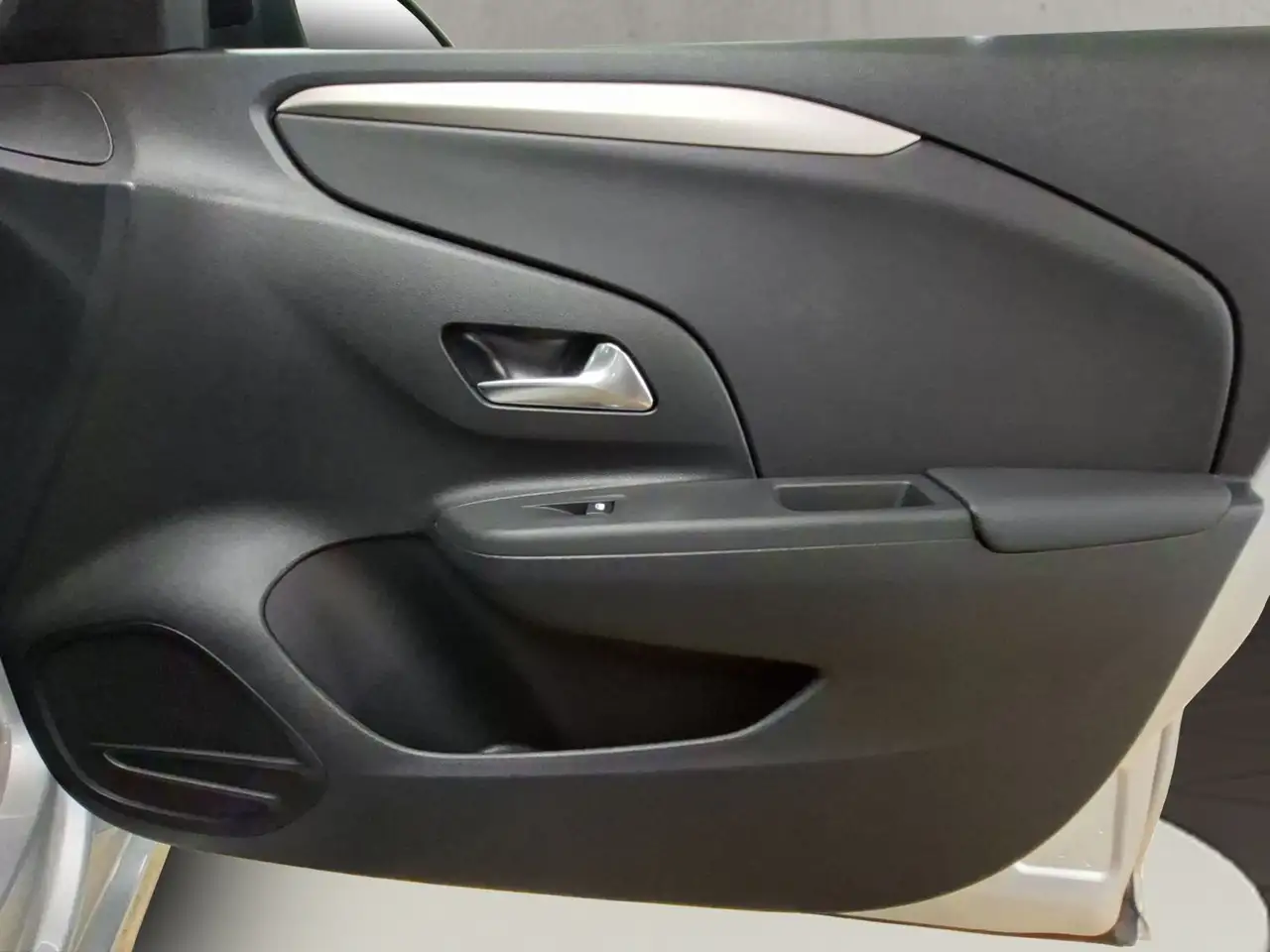 Opel Corsa F 1.2 S/S Edition, миниатюра 16