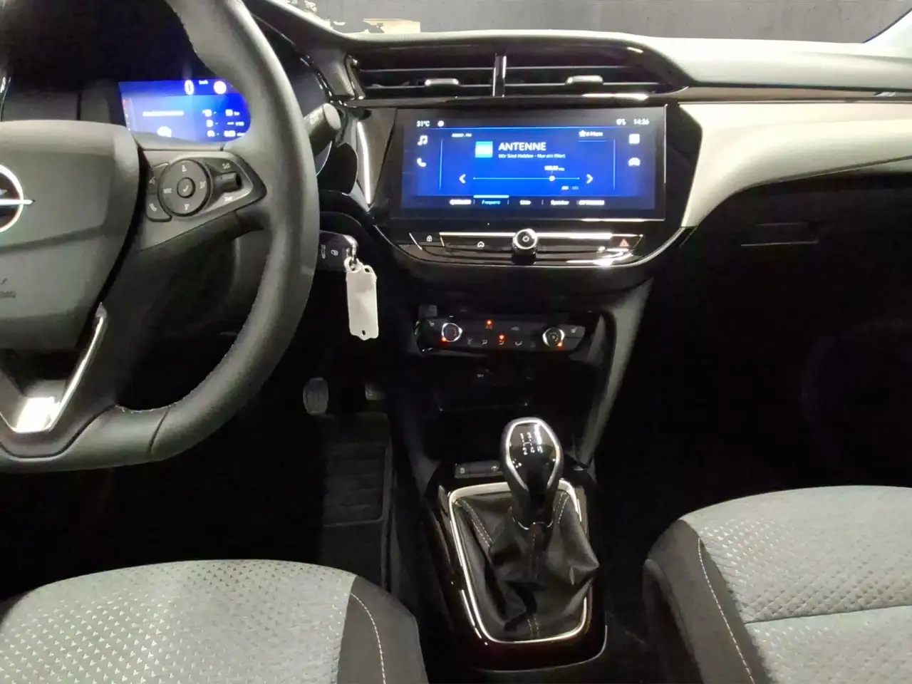 Opel Corsa F 1.2 S/S Edition, миниатюра 15