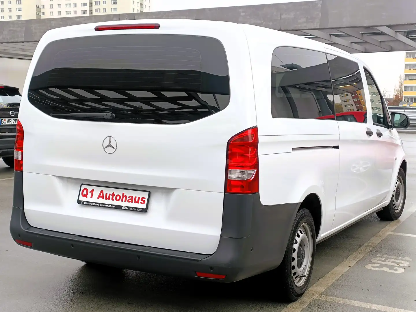 Mercedes-Benz Vito TOURER 114 extralang KLIMA/SHZ/NAVI/2xPDC/5-SITZE Blanc - 2