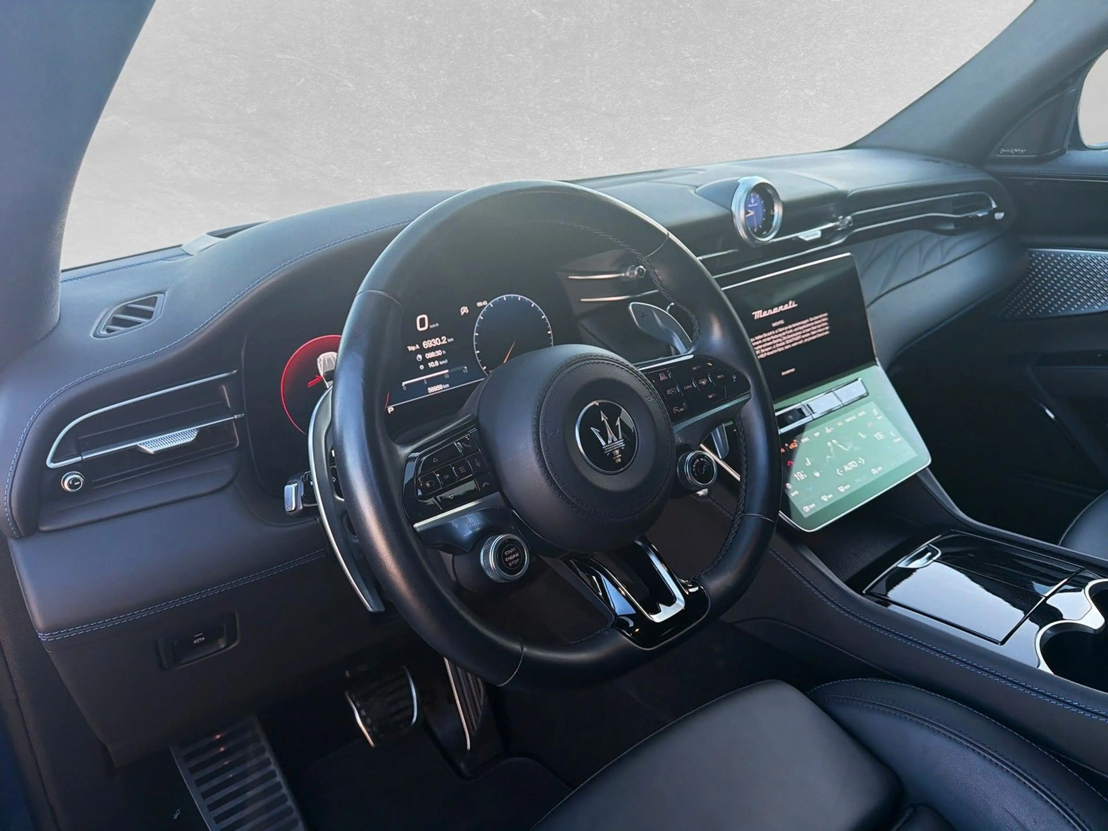 Maserati Grecale PrimaSerie GT Hybrid AWD ACC HUD — photo 6