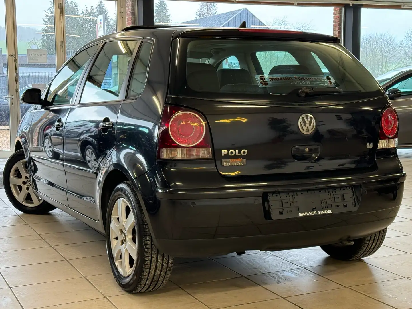 Volkswagen Polo 1.4i 16v TOIT OUVRANT*CLIMATISATION*GARANTIE 1 AN* Noir - 2