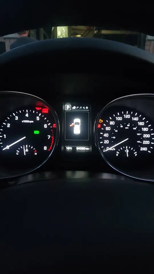 Hyundai SANTA FE снимка Hyundai SANTA FE