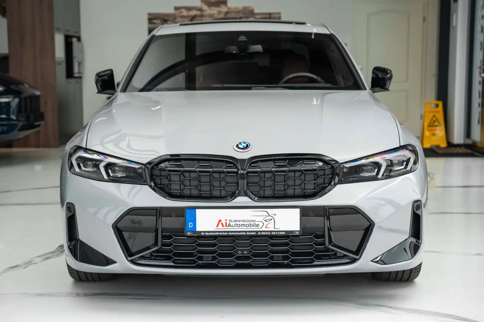 BMW 340 -X-Drive/M PERFORMANCE/HEAD-UP/LED Grau - 2