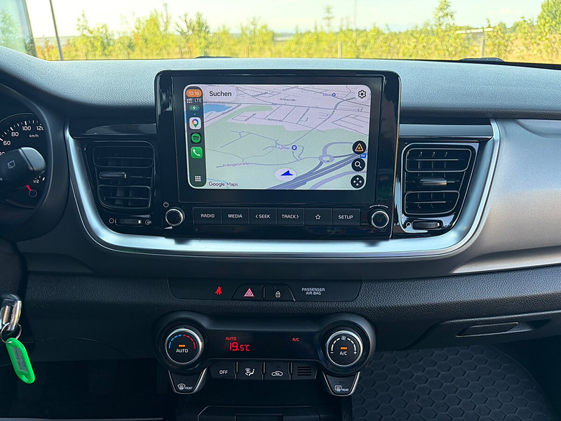 Kia Stonic 1,0 TGDI GPF ISG Silber — photo 11