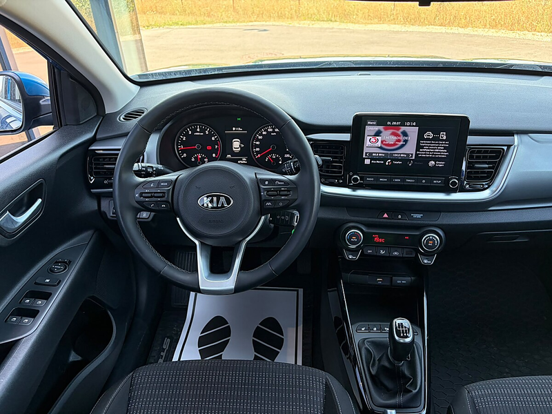 Kia Stonic 1,0 TGDI GPF ISG Silber — photo 9