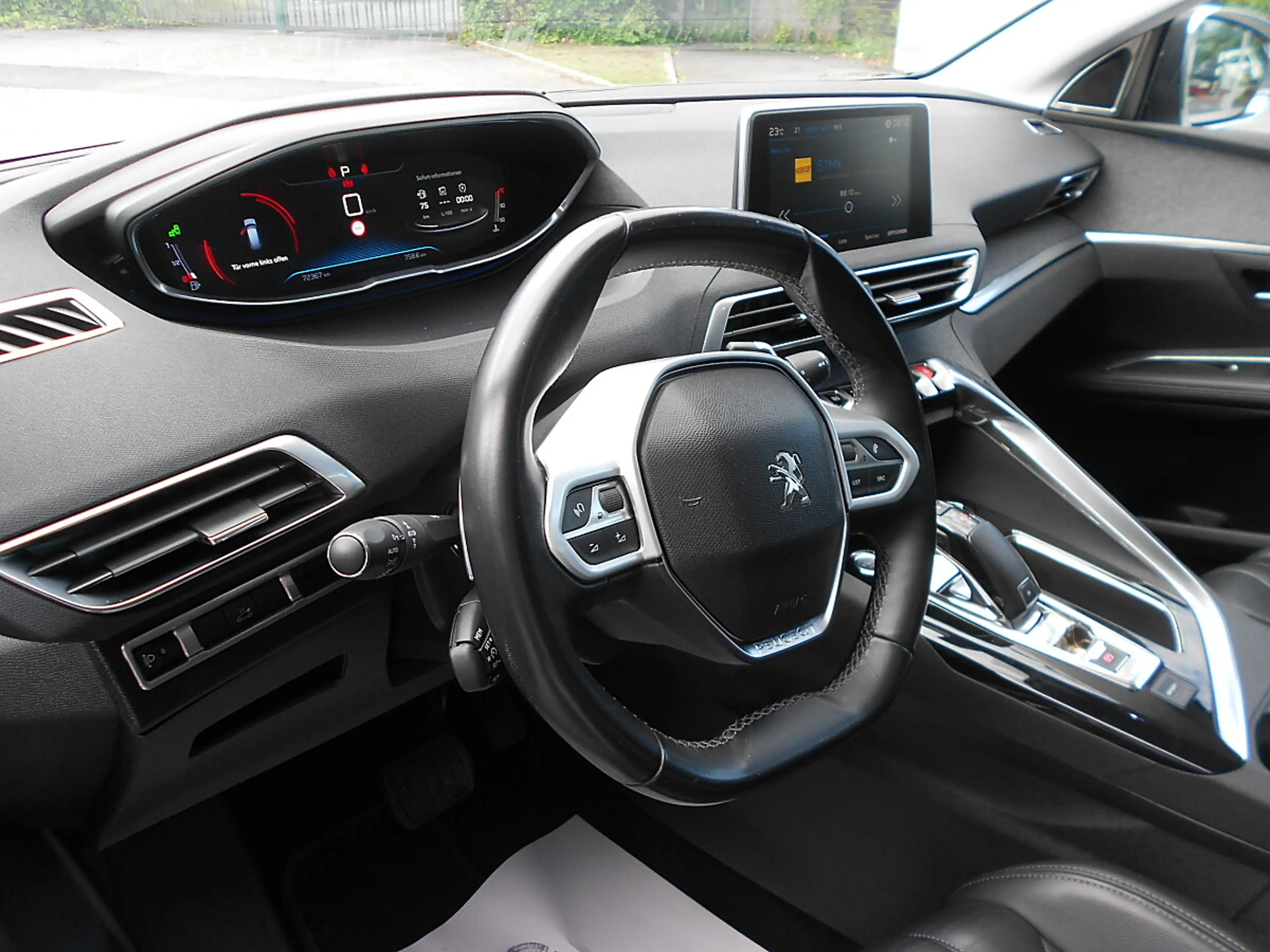 Peugeot 5008 1.2 PureTech 130 Allure — photo 12