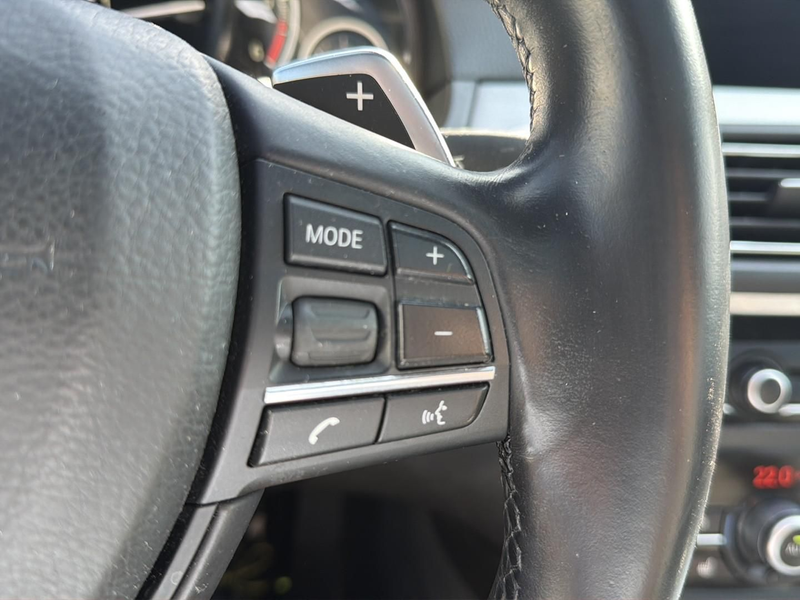 BMW 530 d xDrive M-Sport Bi- Xenon Leder Navi HeadUp — photo 14
