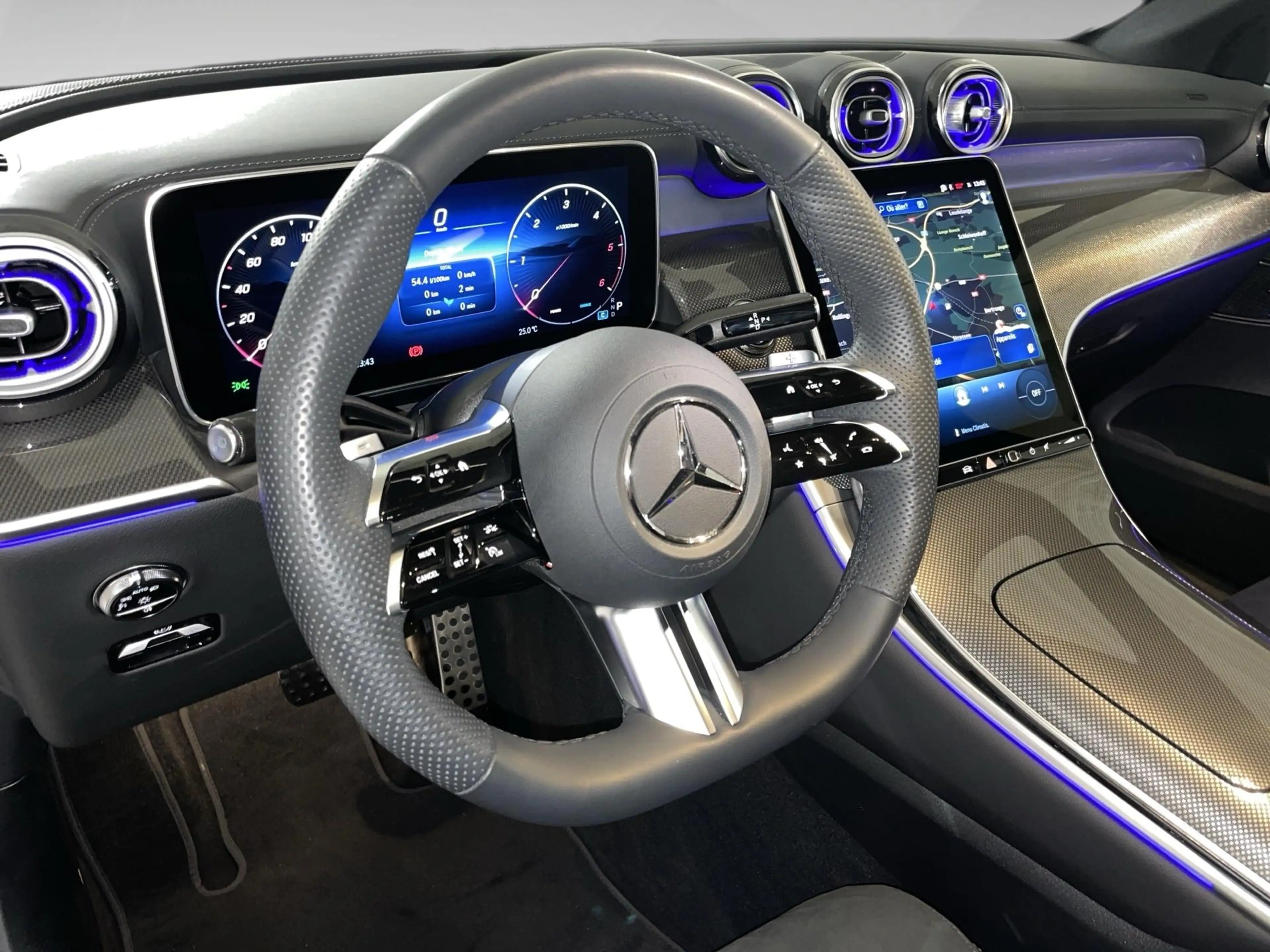 Mercedes-Benz GLC 300 2.0 d 4MATIC AMG Line — photo 8