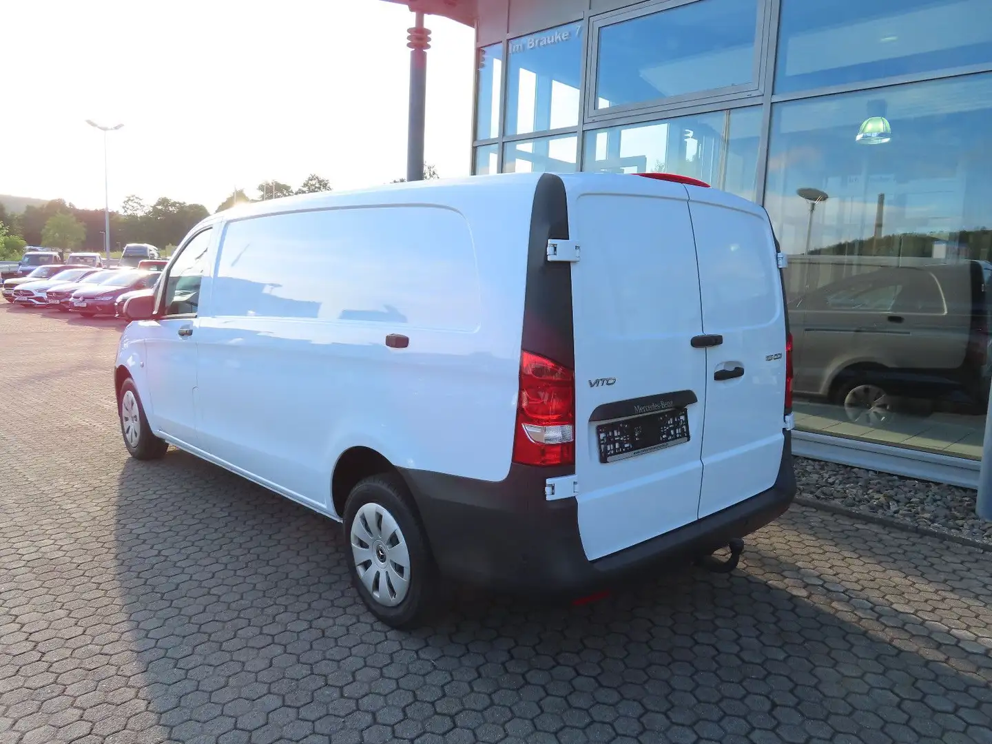 Mercedes-Benz Vito Kasten 116 CDI PRO LR NAVI Blanc - 2