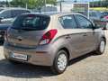 Hyundai i20 1,25 Life Braun - thumbnail 4