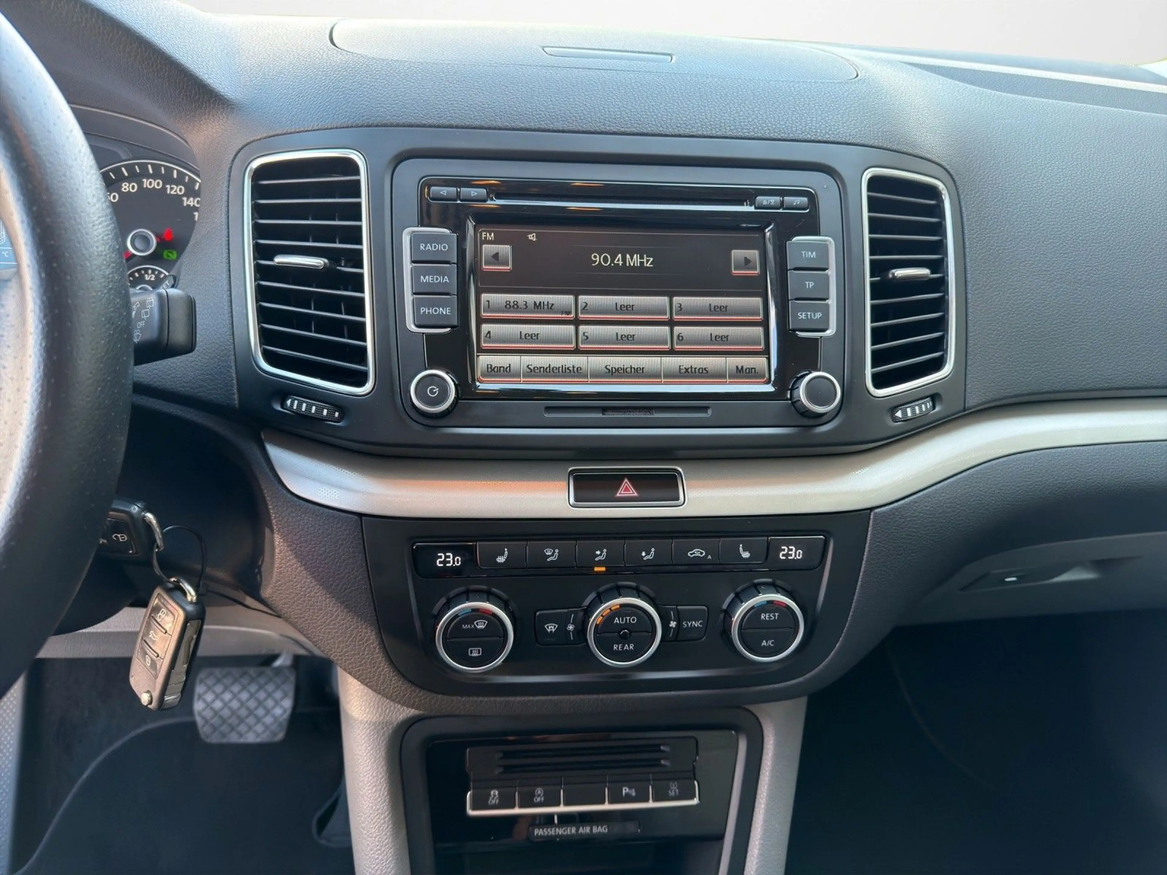 SEAT Alhambra 4You 7-Sitzer, AHK, Tempo, Motor 40000 — photo 14