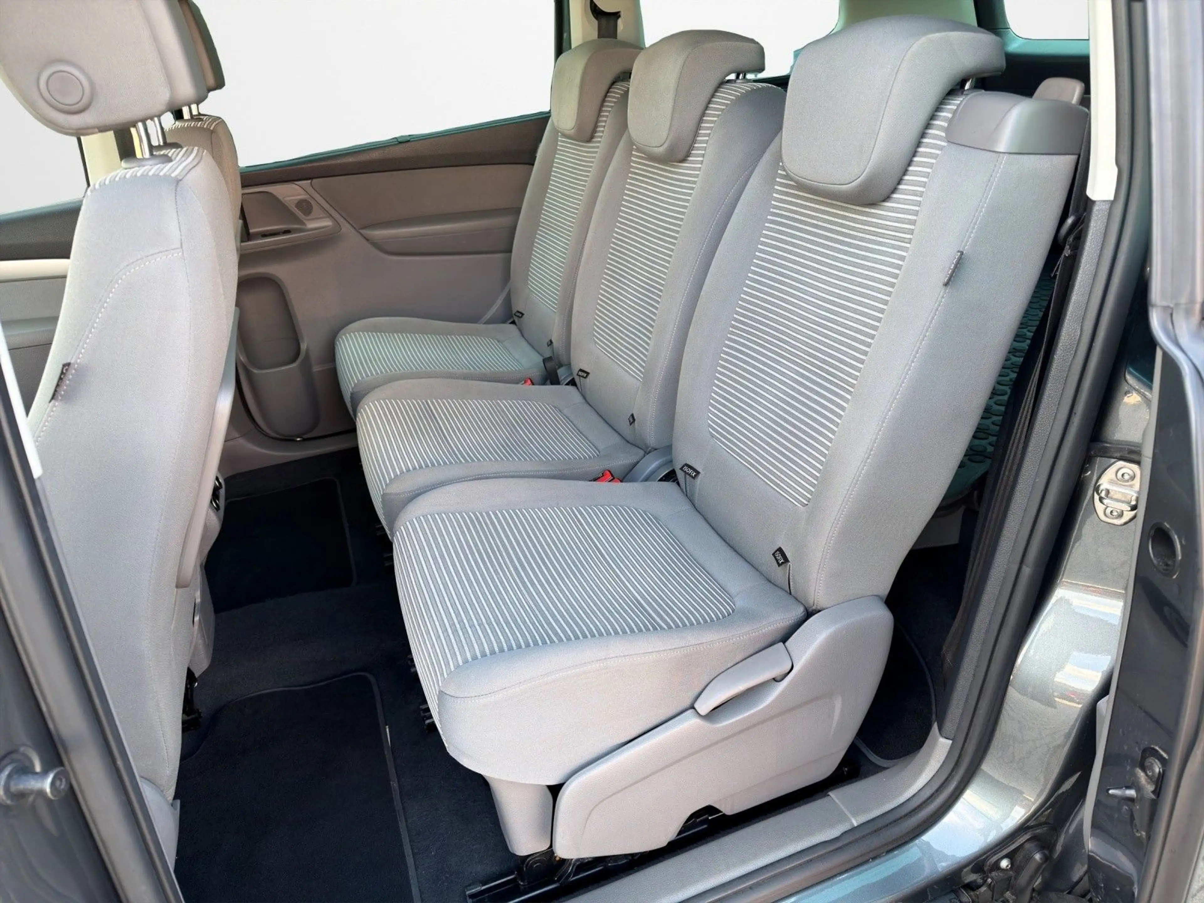 SEAT Alhambra 4You 7-Sitzer, AHK, Tempo, Motor 40000 — photo 12