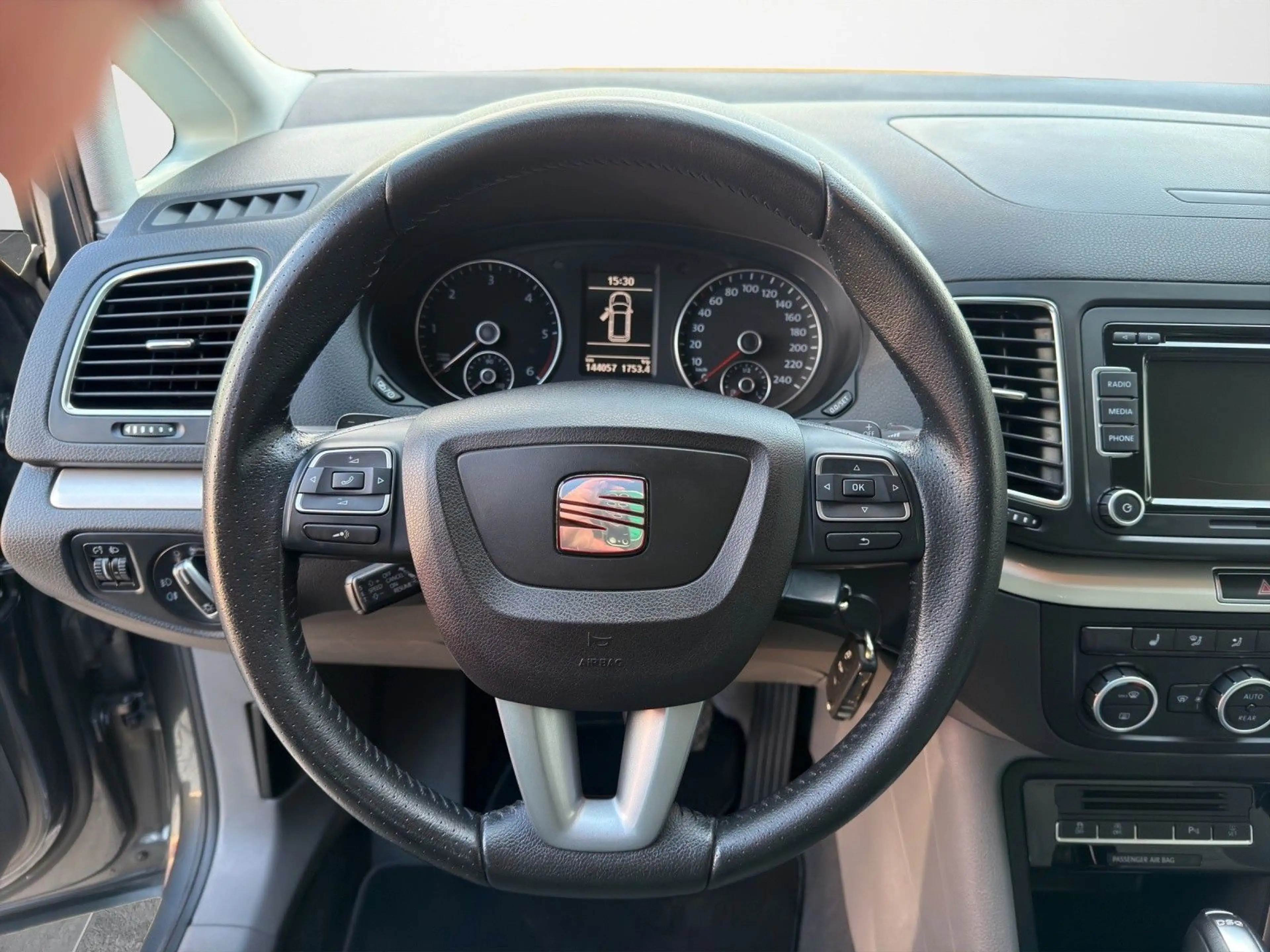 SEAT Alhambra 4You 7-Sitzer, AHK, Tempo, Motor 40000 — photo 10