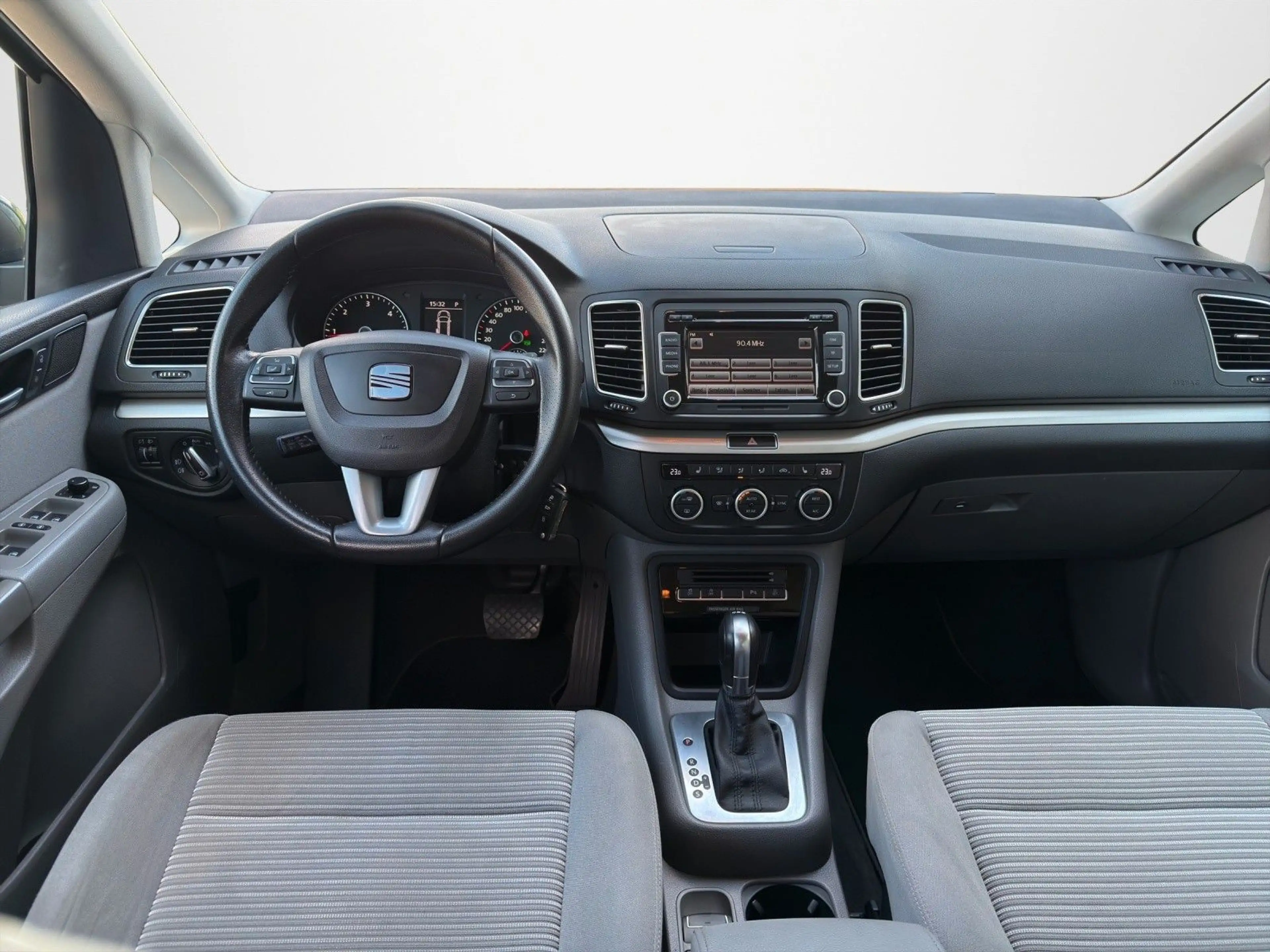 SEAT Alhambra 4You 7-Sitzer, AHK, Tempo, Motor 40000 — photo 13