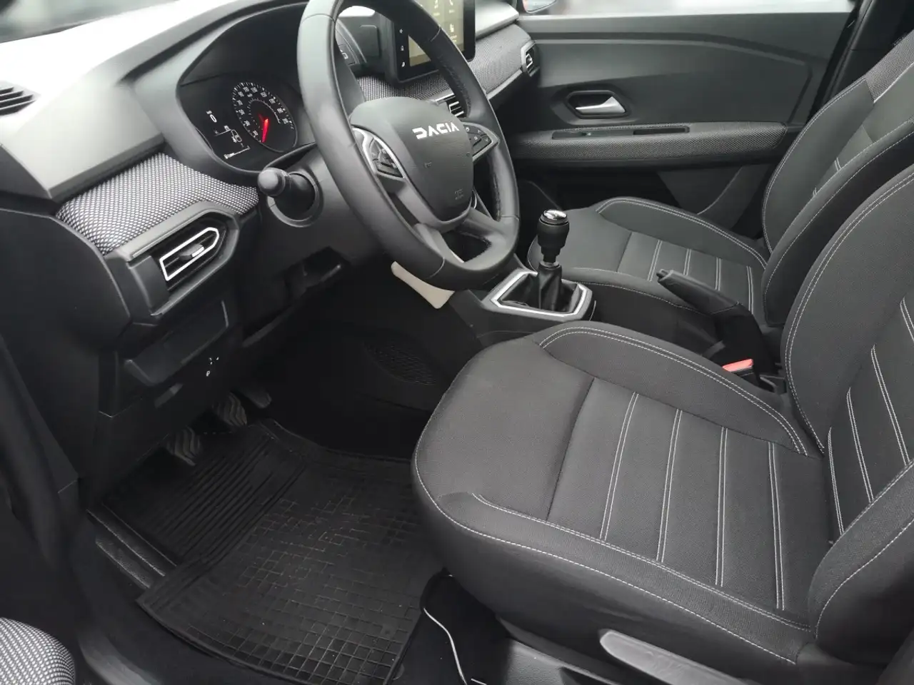 Dacia Sandero Expression TCe 90 5