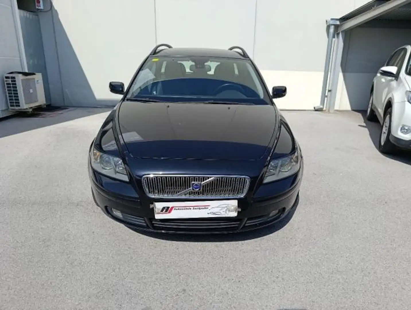 Volvo V50 2.0D Momentum Zwart - 2