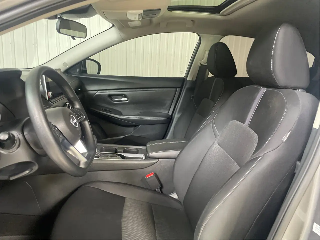 Nissan Sentra снимка Nissan Sentra
