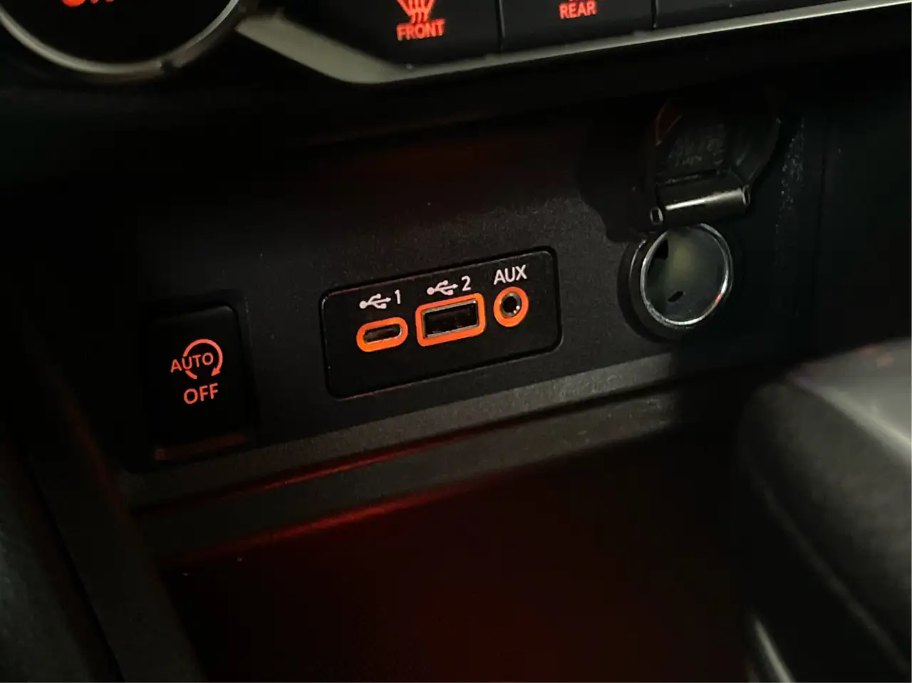 Nissan Sentra снимка Nissan Sentra
