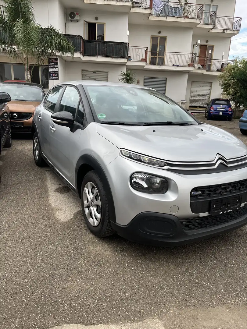 Citroen C3 1.2 puretech Shine 82cv - 2