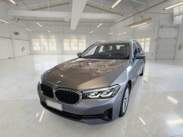 BMW 518 518d 48V Touring Business