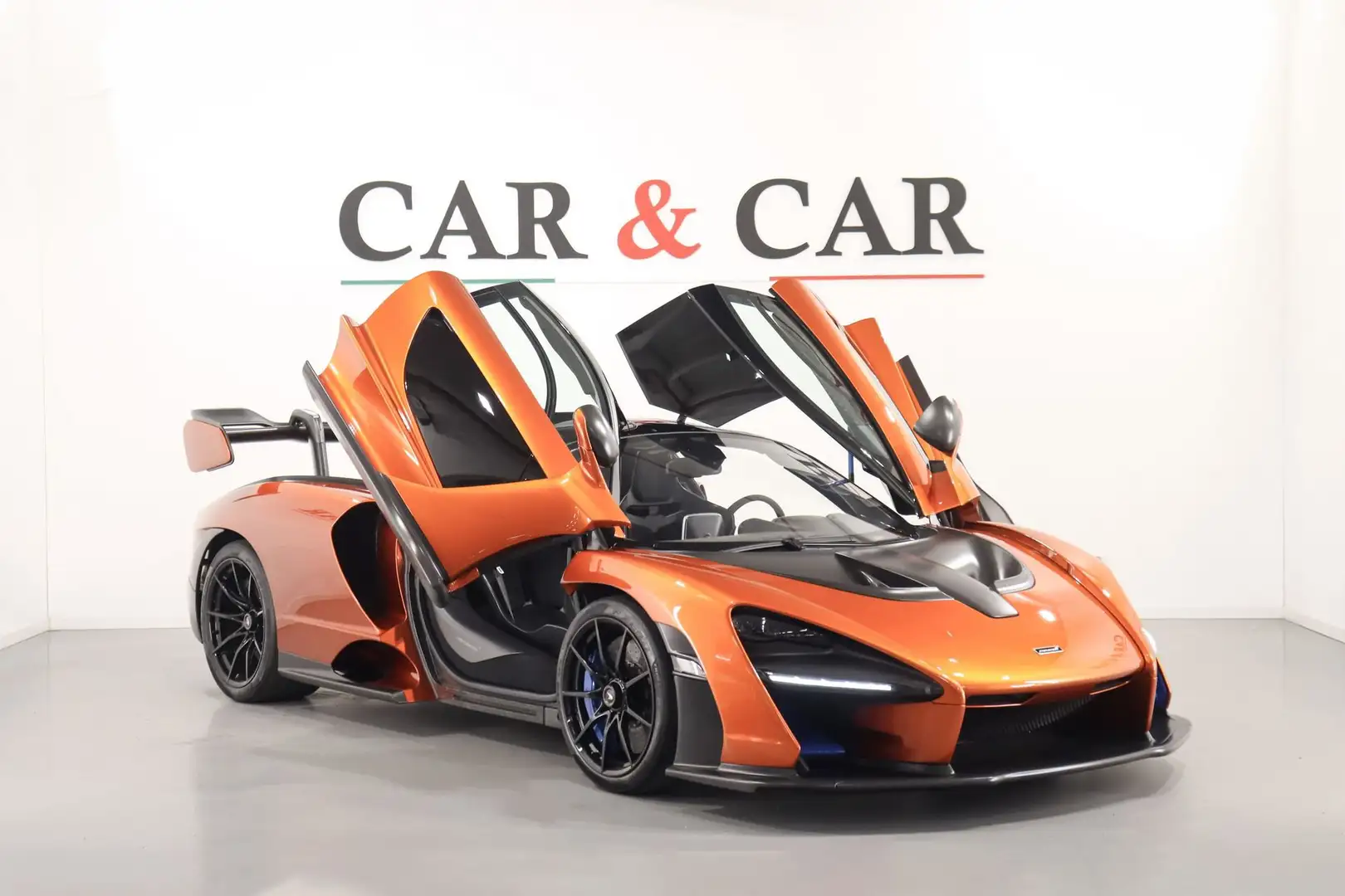 McLaren Senna 1 of 500 Arancione - 1