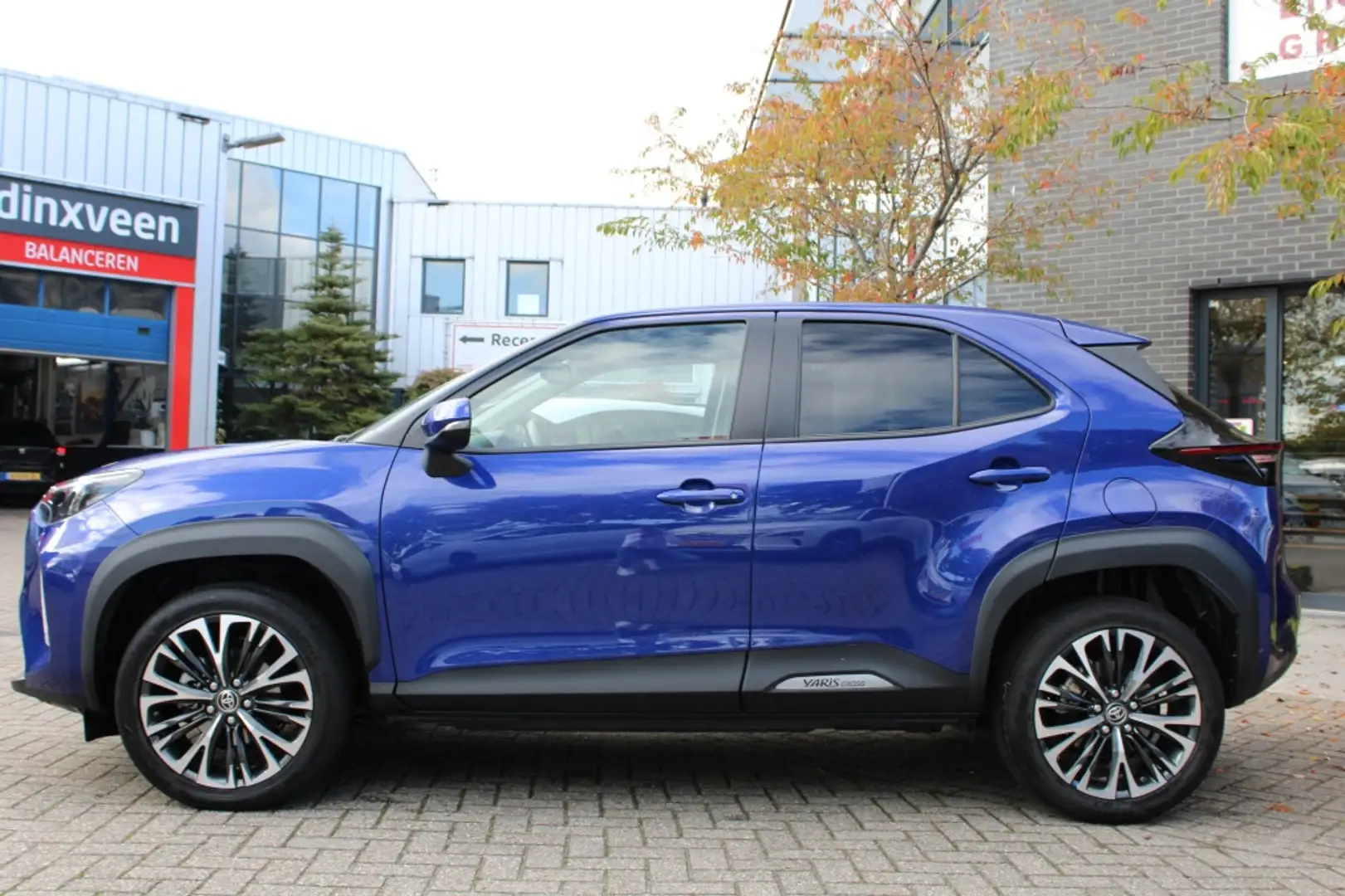 Toyota Yaris Cross 1.5 Hybrid Executive Navi/Cam/Trekhaak "RIJKLAARPR Bleu - 2