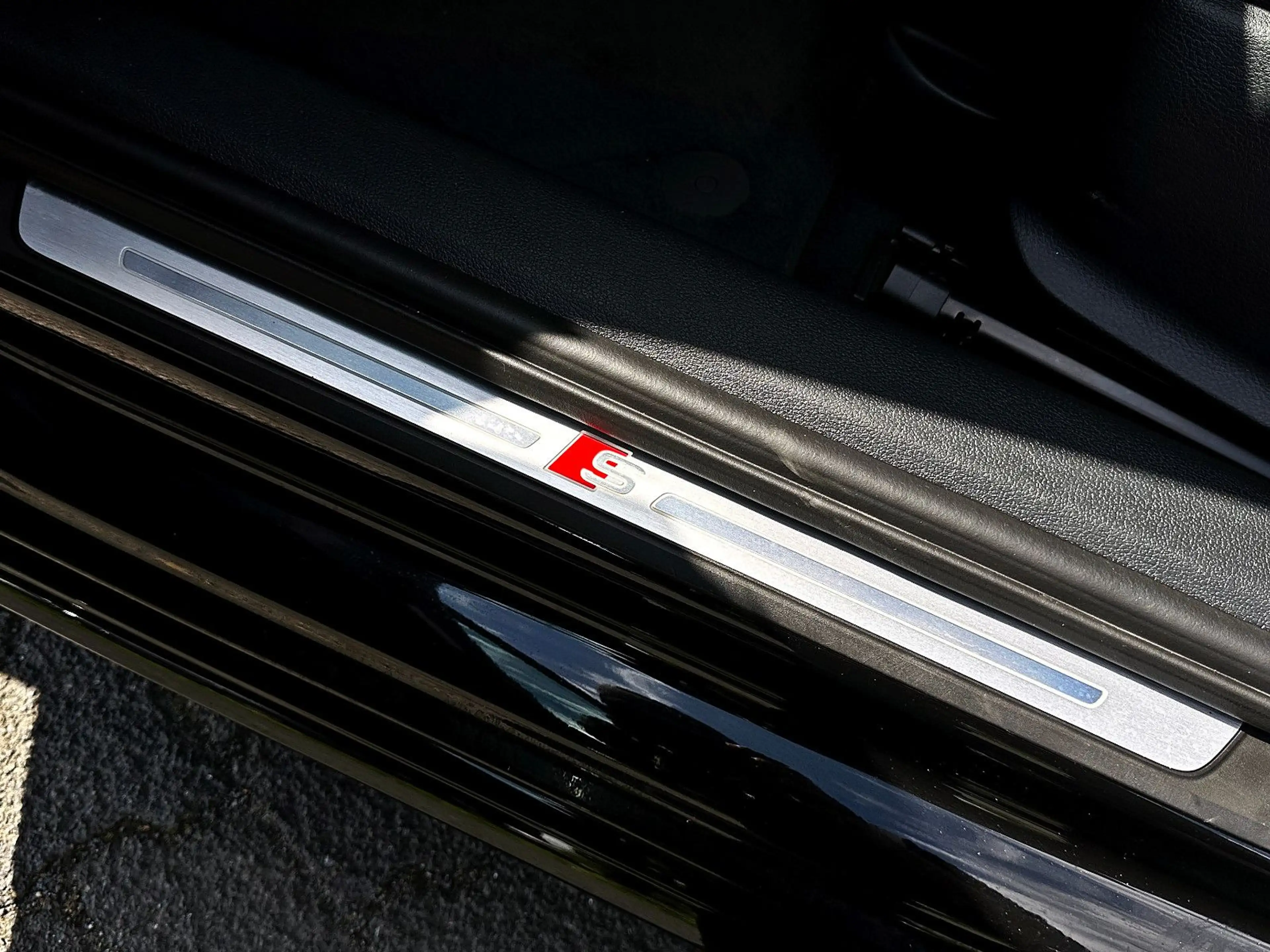 Audi A4 Avant 45TFSI qu S LINE BLACK PANO AHK MATRIX — photo 8